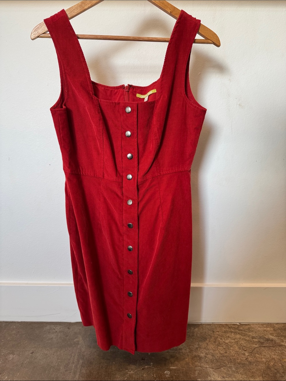 Women's Corduroy Button Up Dress - Size 6 - Burnt Red - Gianni Bini